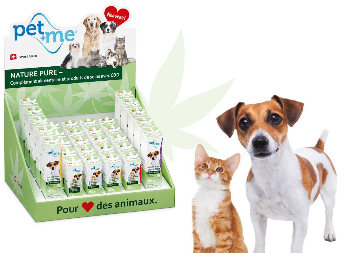 Produits de pet+me® avec CBD également dans un présentoir de comptoir attrayant au point de vente